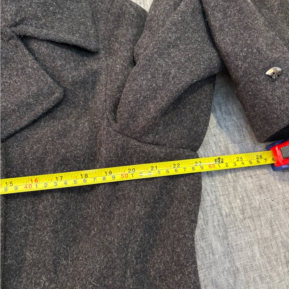 Women’s Double-Breasted 100% Wool Gray Black Coat - Picture 4 of 7